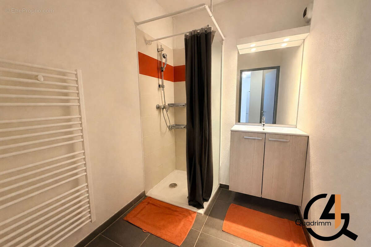 Appartement à JUVIGNAC