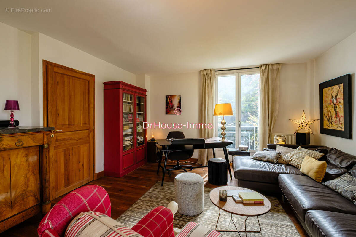 Appartement à VERSAILLES