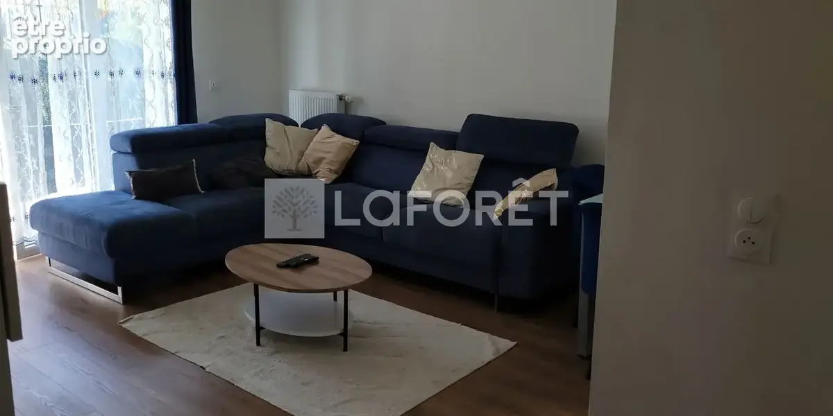 À vendre - Appartement F3 avec 2 terrasses et box à Thiais - photo 2