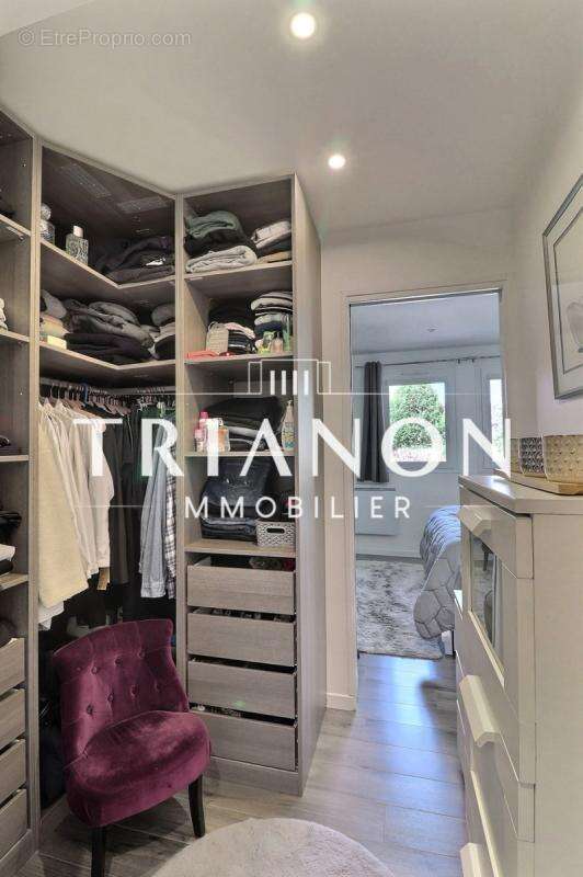 Appartement à SAINT-NOM-LA-BRETECHE