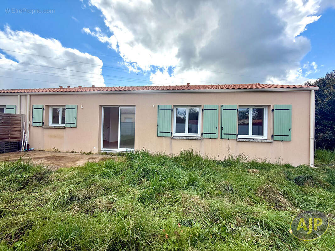 Maison à SAINTE-PAZANNE