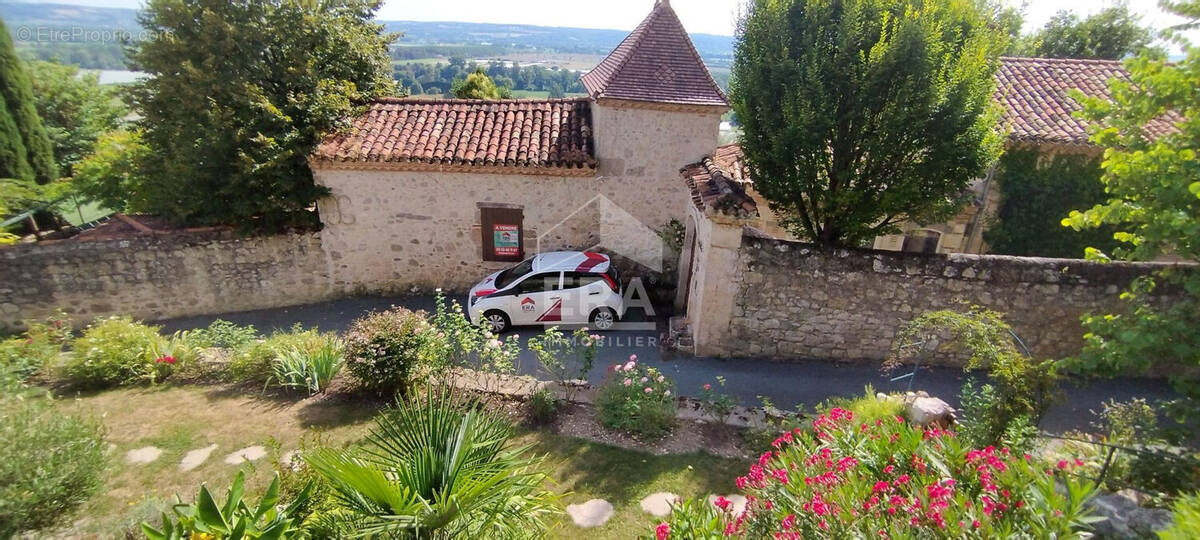 Maison à CLERMONT-DESSOUS
