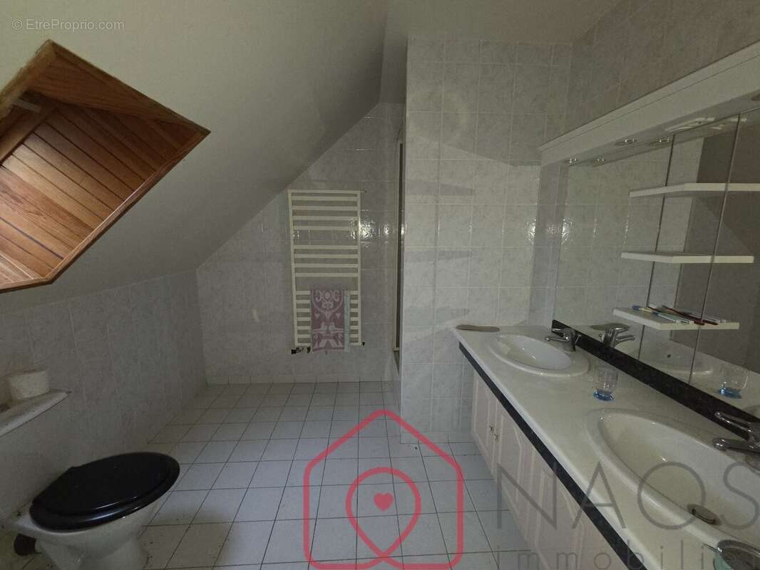 Maison à PONT-MELVEZ