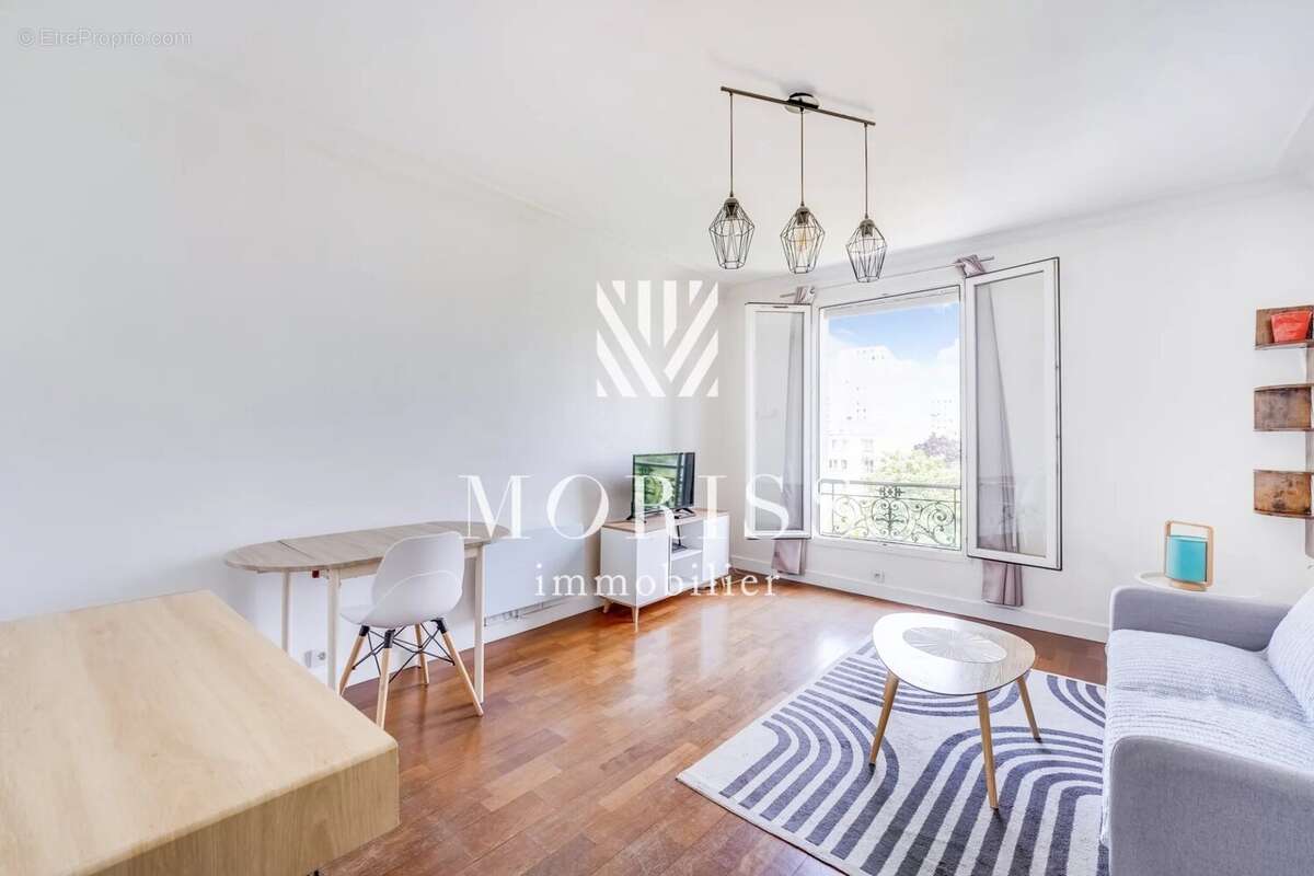 Appartement à PARIS-19E
