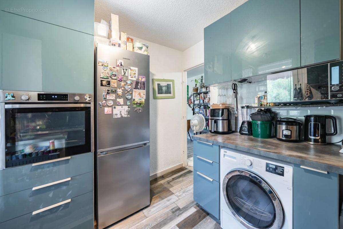 83600 - frejus - centre-ville - 3 pièces - 2 chambres - 58.0 m² - appartement avec balcon vue degagee - photo 5