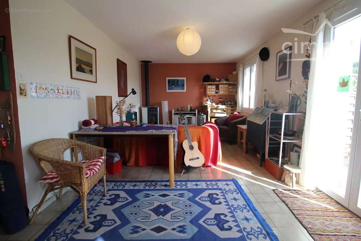 Maison à COUIZA