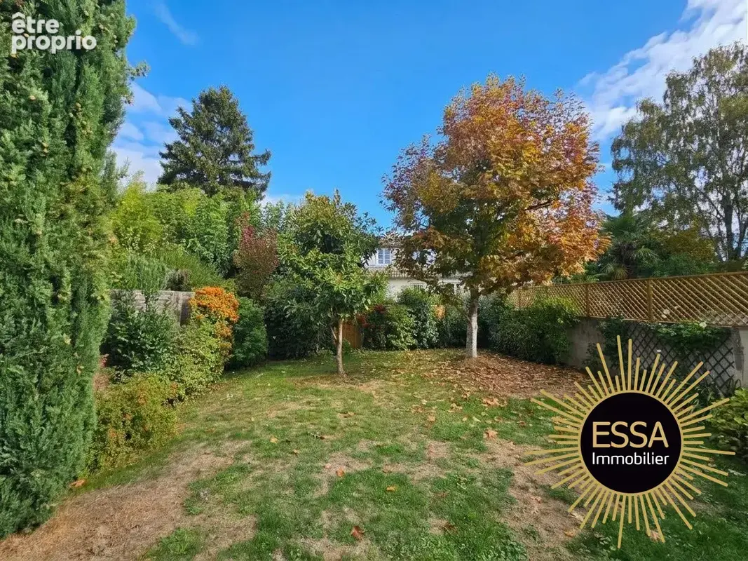 Maison 9 pièces 145 m² à vendre à Rocquencourt (78150) - photo 3