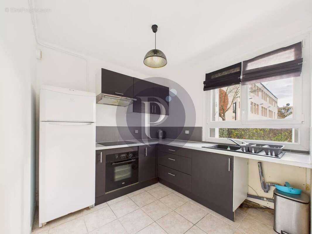 Appartement à LE PLESSIS-ROBINSON