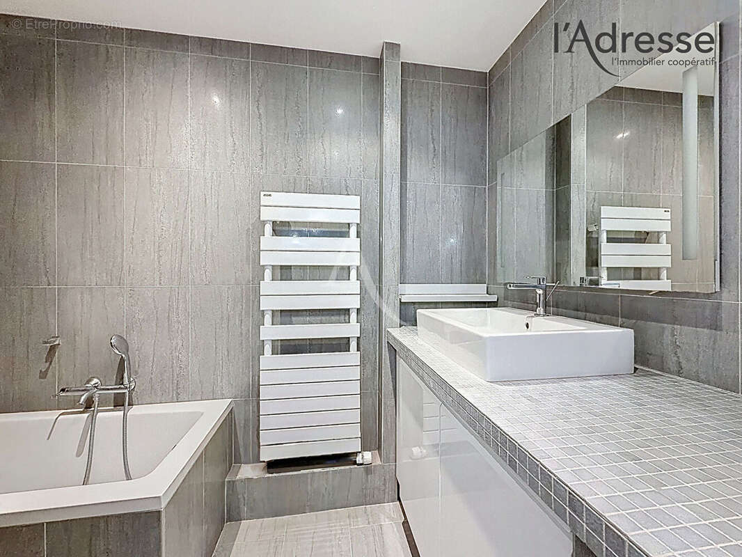 Appartement à NANTERRE