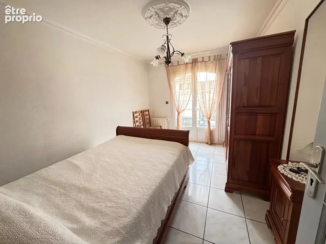 Villa 3 faces de 122 m² avec piscine - photo 14