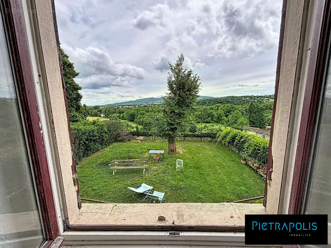 Appartement à CHAZAY-D'AZERGUES