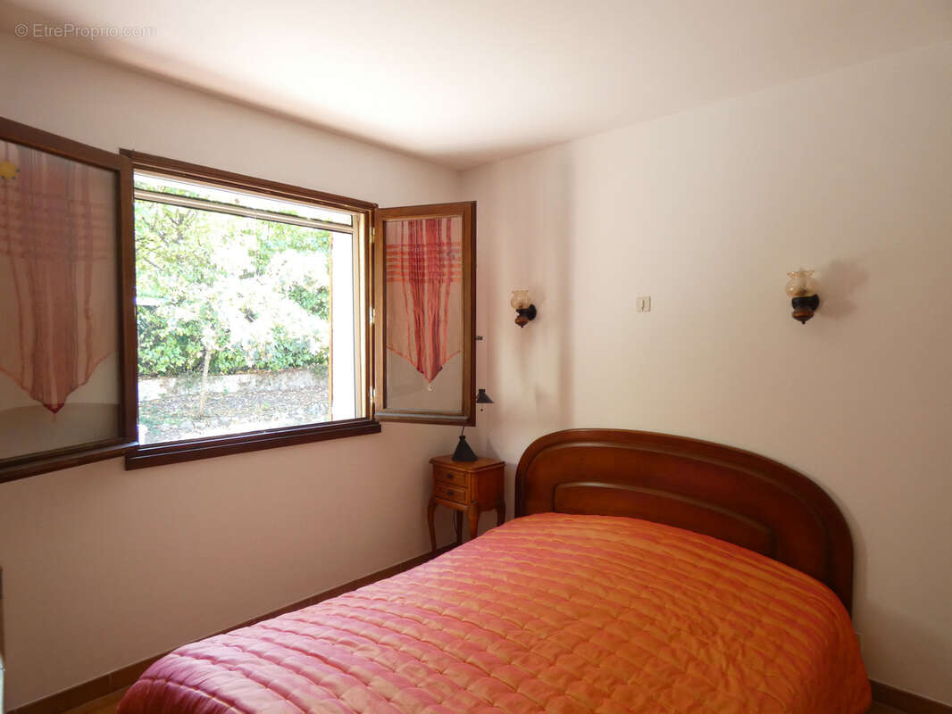 Alès, quartier résidentiel, villa de plain pied - photo 10