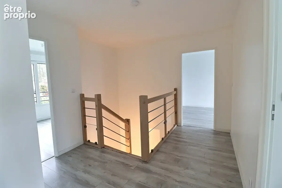 MAREIL MARLY - Maison 147m² - 5 chambres. - photo 12