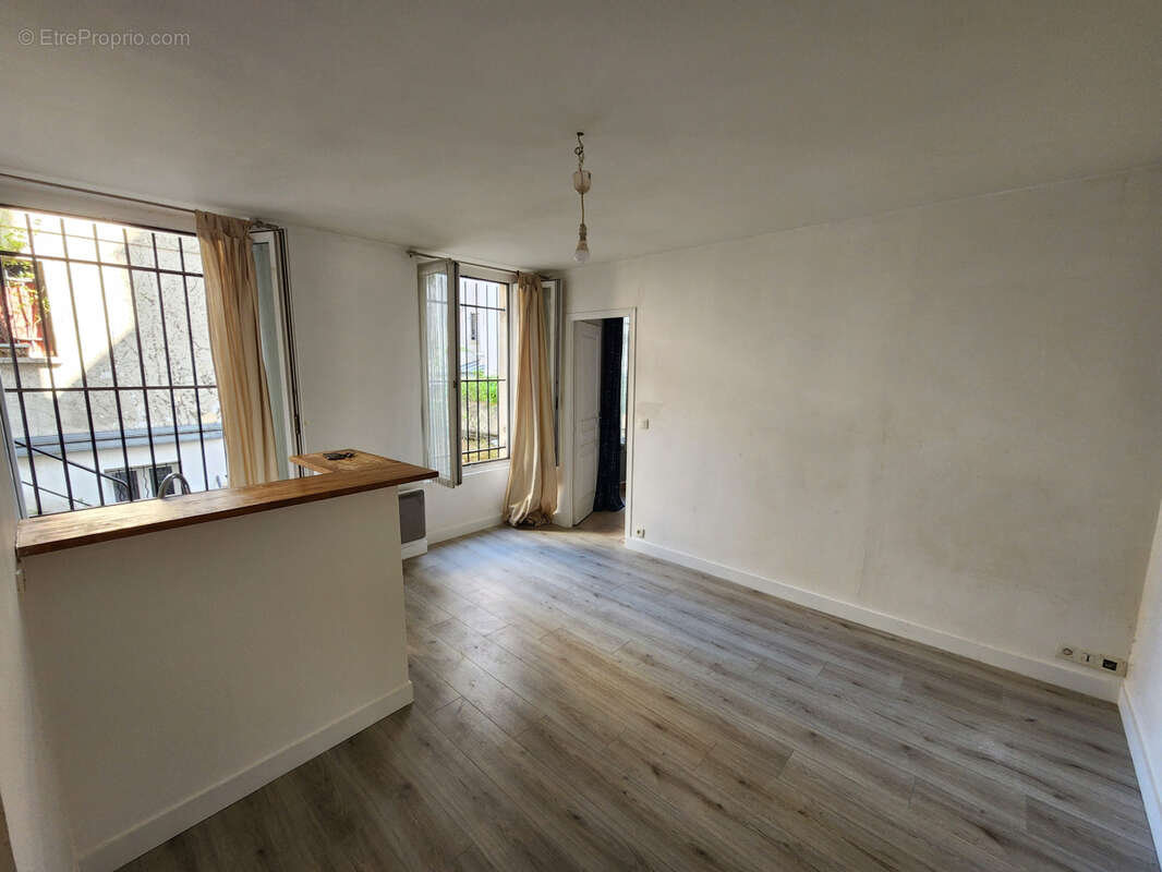 Appartement à PARIS-20E
