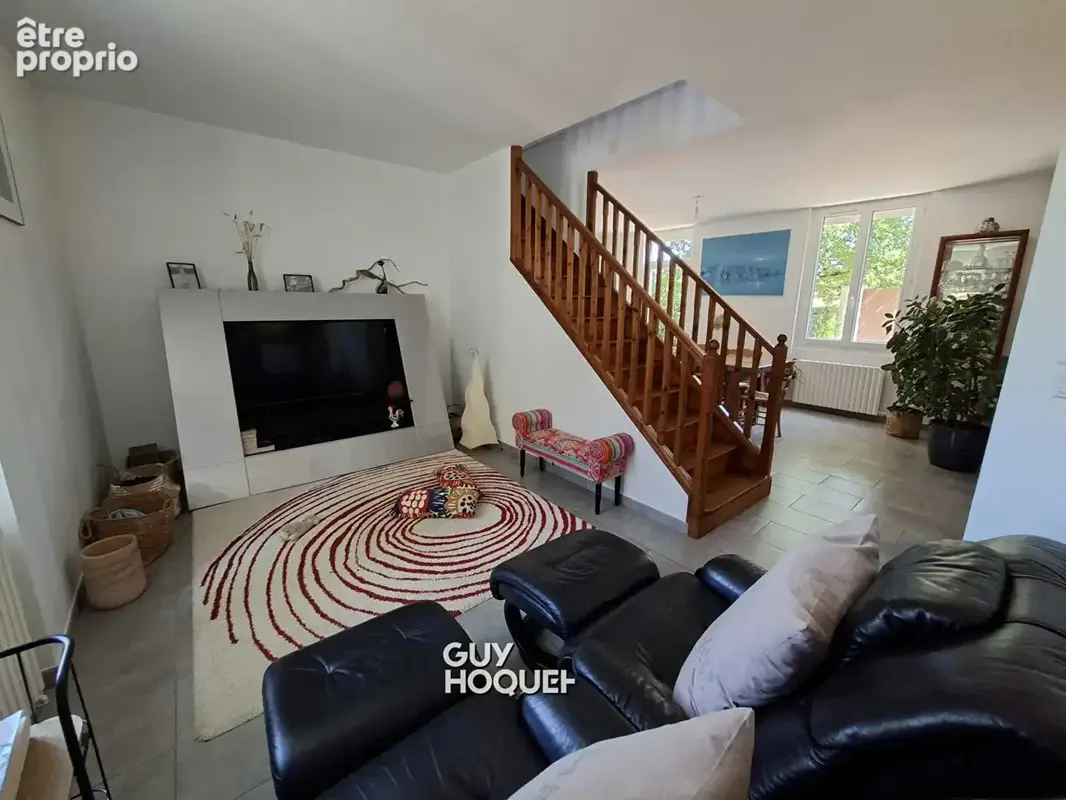 SAINT-VALLIER  Une maison familiale au coeur d'un écrin de verdure - photo 6
