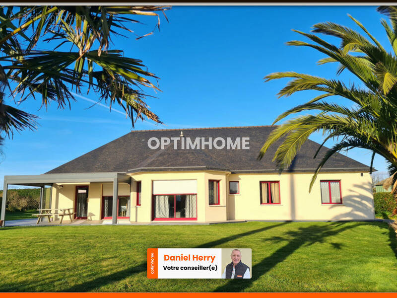 Maison à PLOUNEVEZ-LOCHRIST