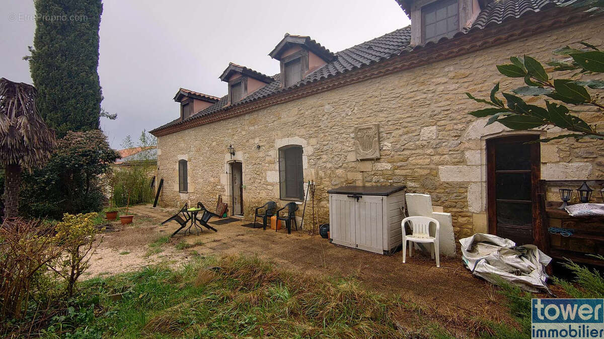 Maison à SOTURAC