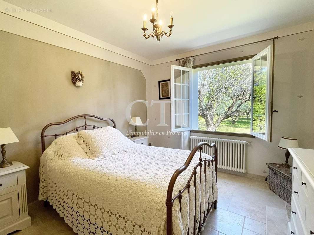 Maison à LE BARROUX