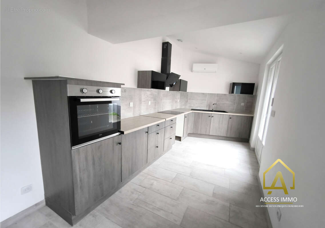 Maison à VIEUX-CONDE