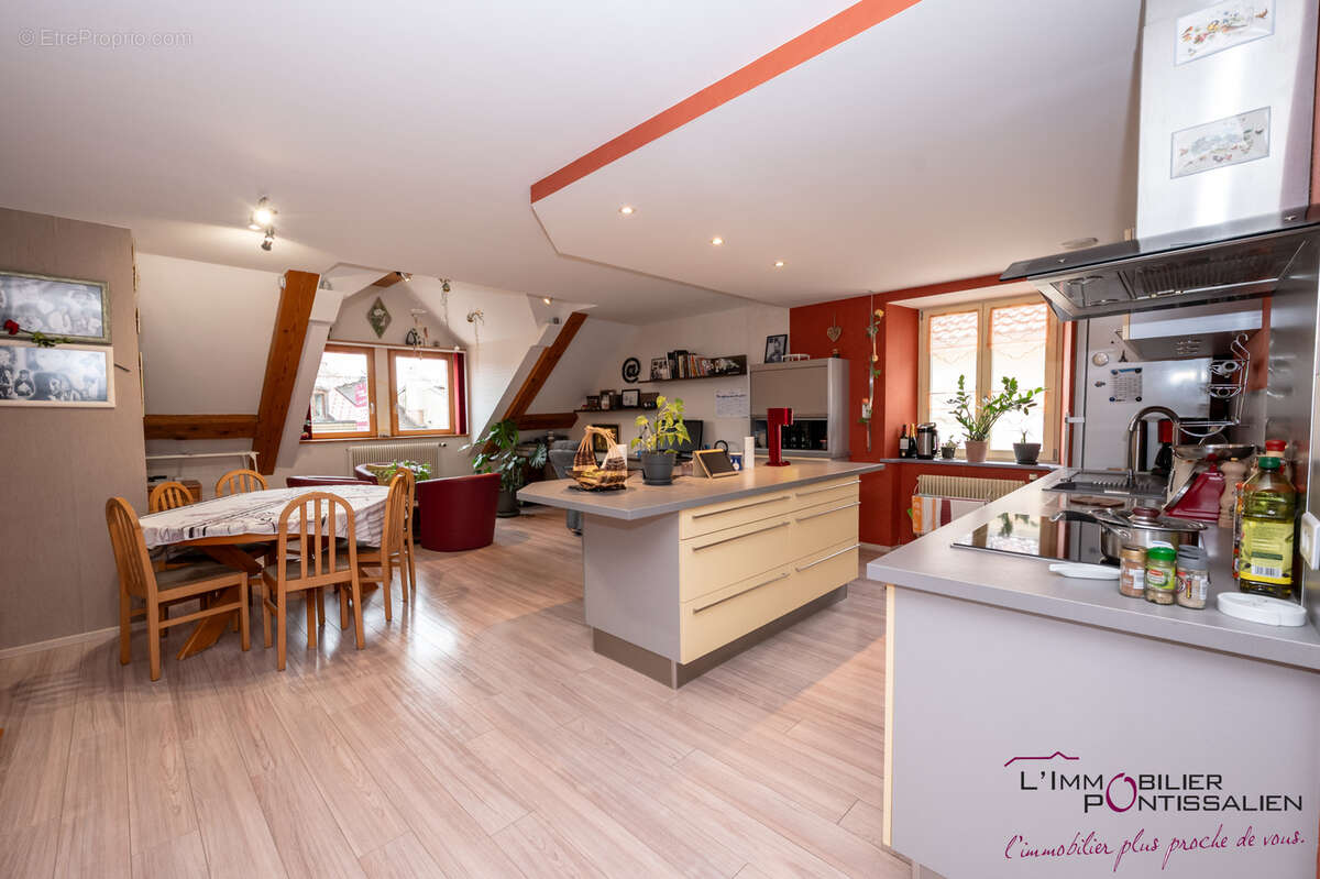 Pontarlier - appartement t3 - centre ville - photo 7