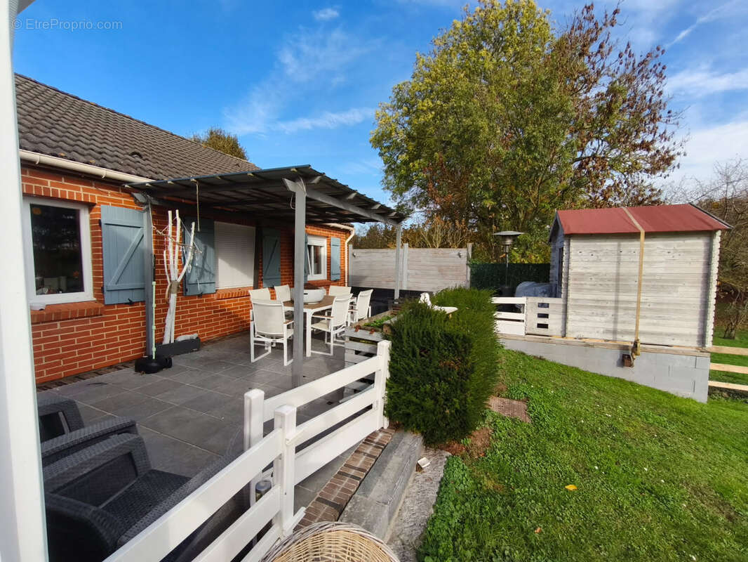 Maison à CROISILLES