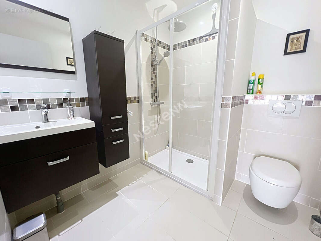 Un bien unique au coeur de Cucuron ? 200 m², 4 suites, grand jardin - photo 11