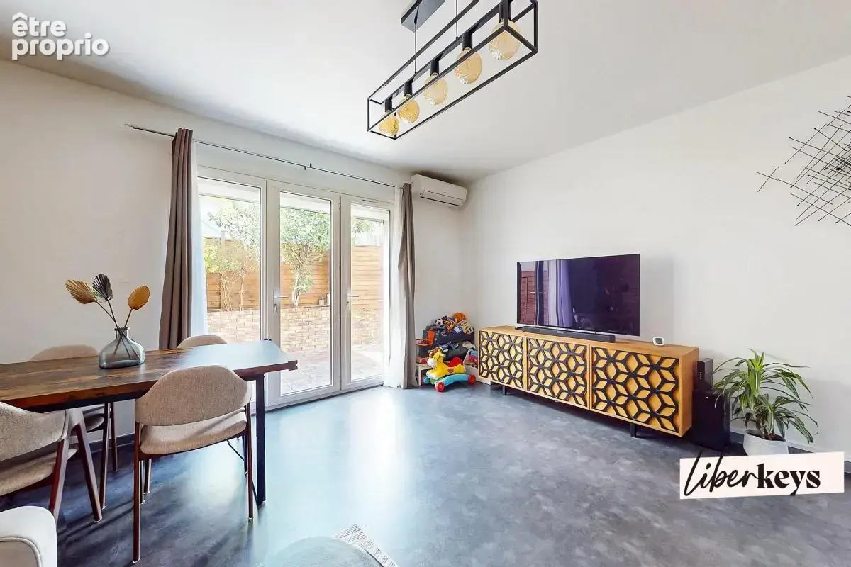Maison de ville 4 pièces – 77 m² - Rooftop de 35 m² et terrasse plein sud - photo 2