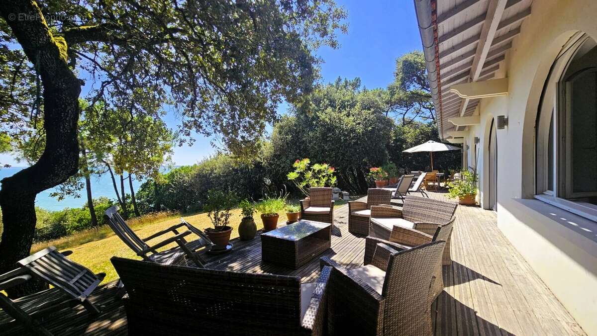 Maison à SAINT-GEORGES-DE-DIDONNE