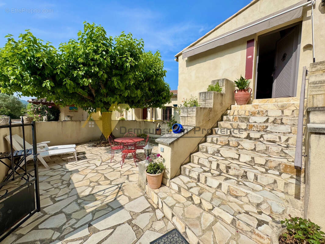 Appartement à SABLET