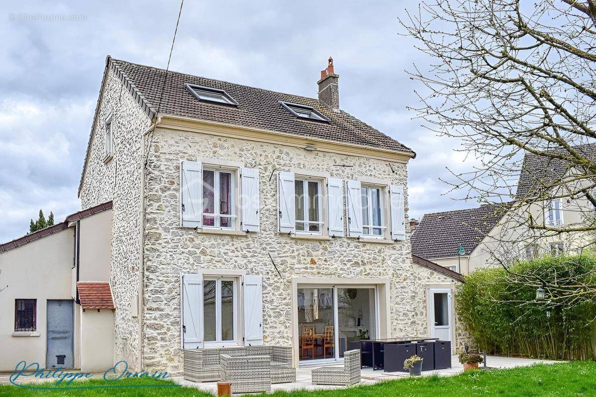 Maison à VEMARS
