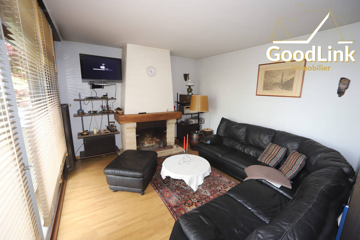 Maison à BOUSSY-SAINT-ANTOINE