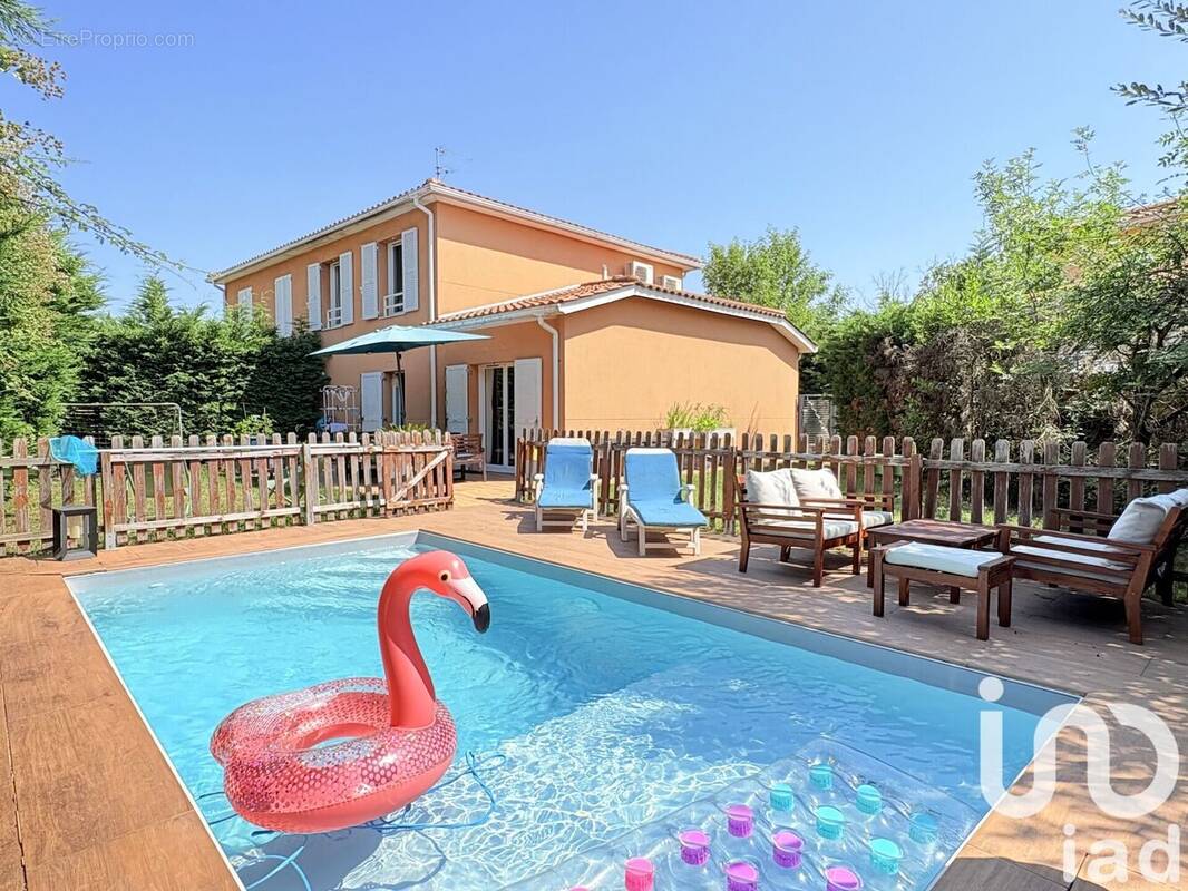 Photo 1 - Maison à CARBON-BLANC