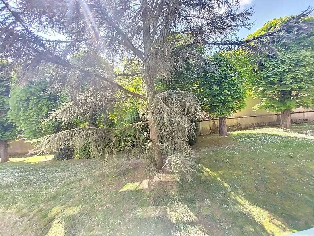 Appartement à NOGENT-SUR-MARNE