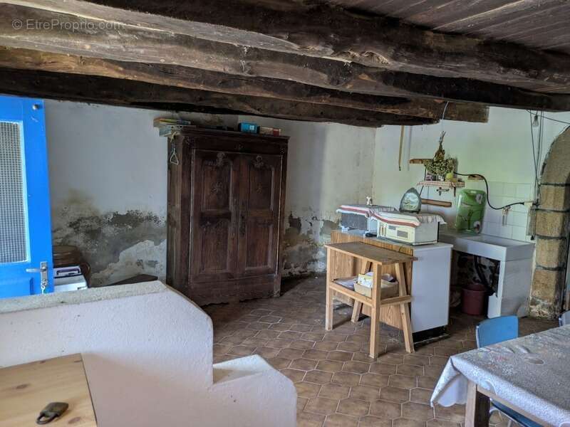 Locmalo en campagne jolie maison en pierre sous ardoise a renover de 3 pieces 90m² environ parcelle de 2569m² environ - photo 4