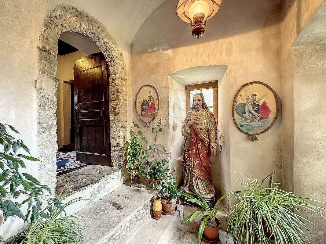 Maison à SAINT-GERMAIN-DE-CALBERTE