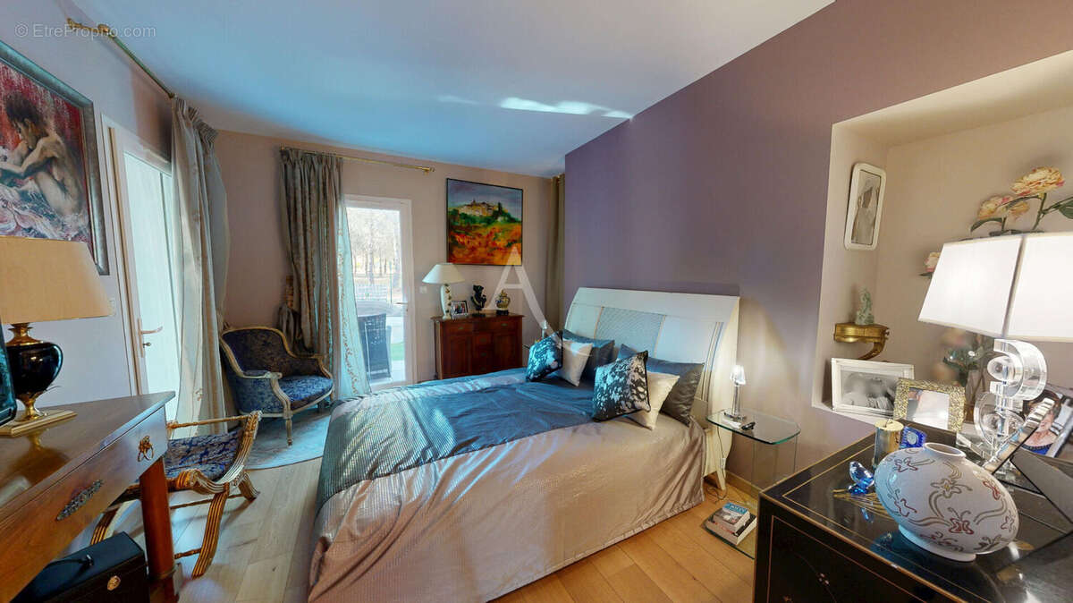 Maison à VILLEMOUSTAUSSOU