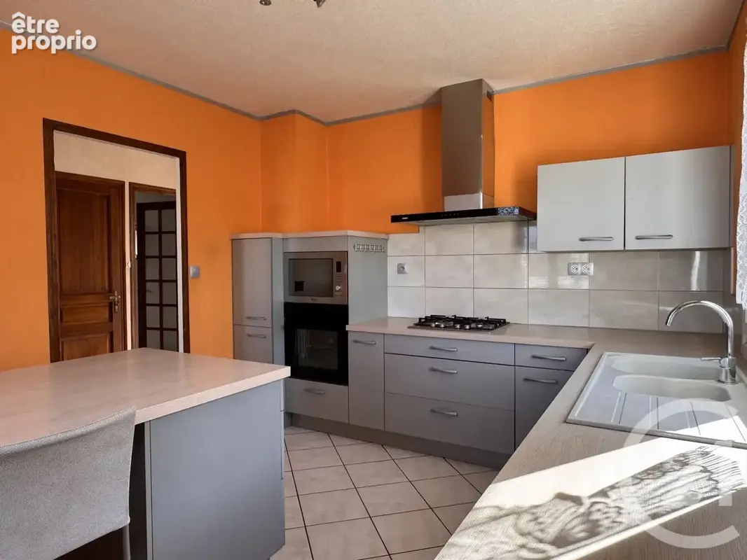 Maison 4 pièces 96 m² à vendre à Roiffieux (07100) - photo 2