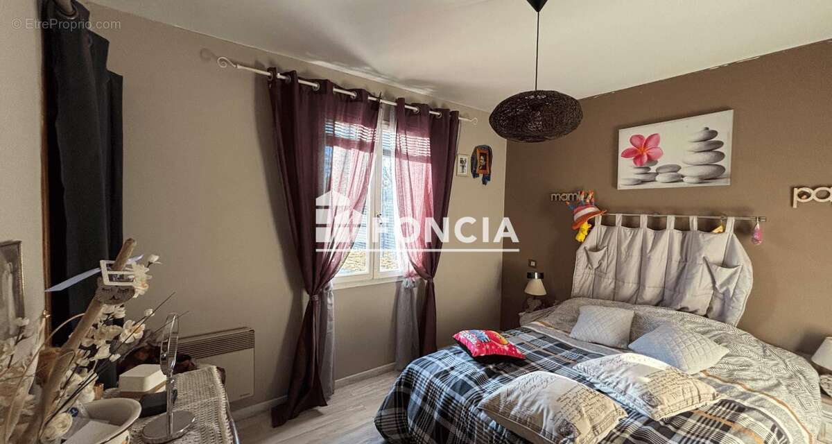 Maison à L&#039;ESCALE