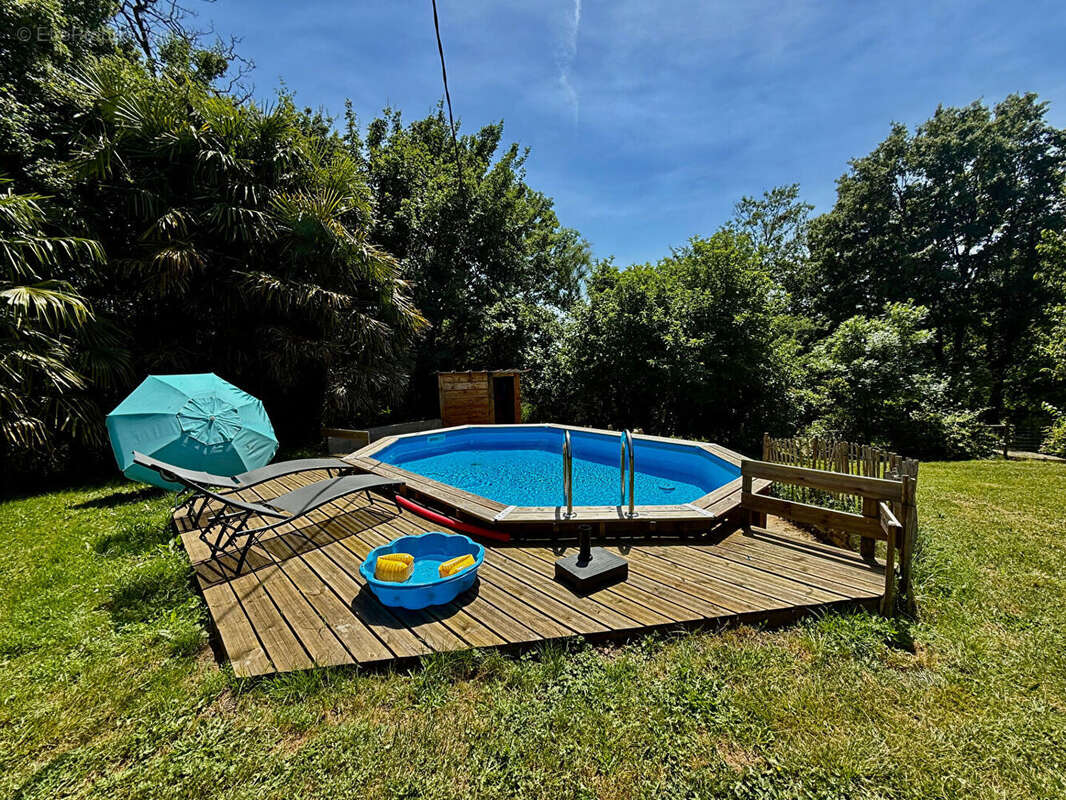 Maison à SAINT-SYLVESTRE-SUR-LOT