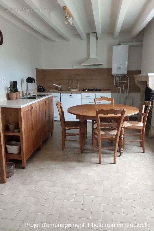 Maison à BONNETABLE