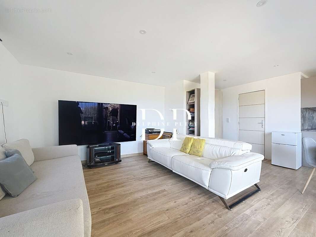 Maison à vendre 5 pièces LUCINGES (74) - photo 3