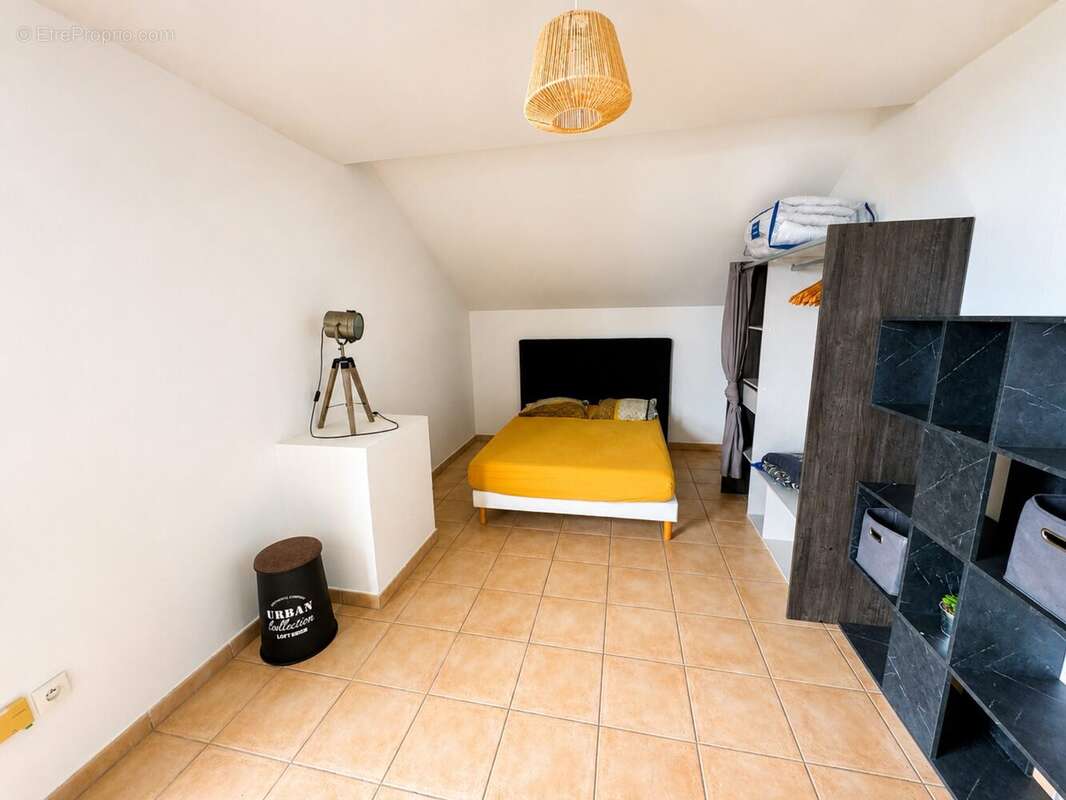 Appartement 37 m² à Saint-Denis  - photo 4