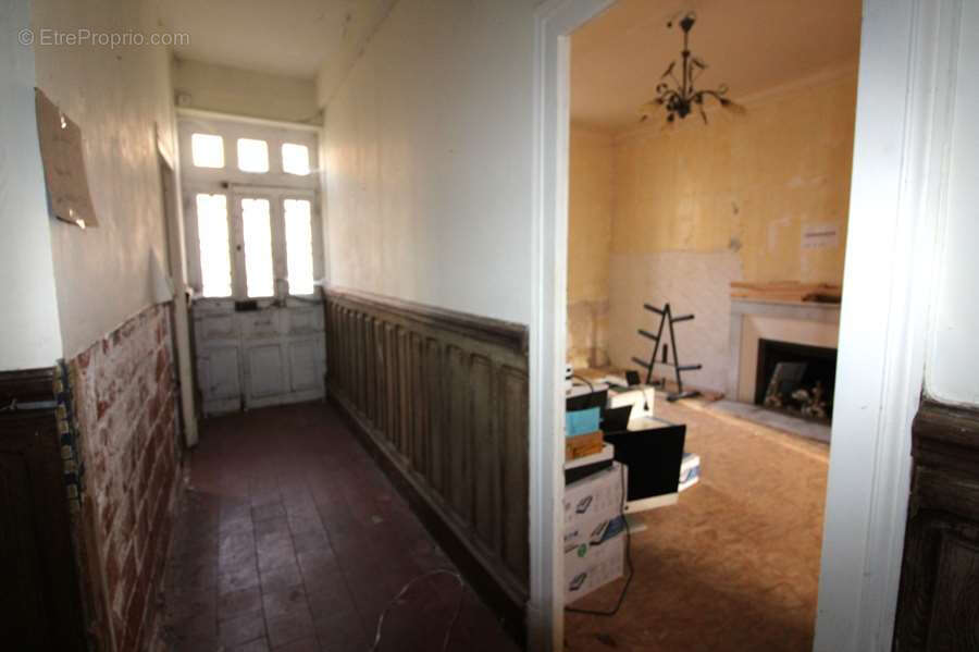 Maison à BRINON-SUR-SAULDRE