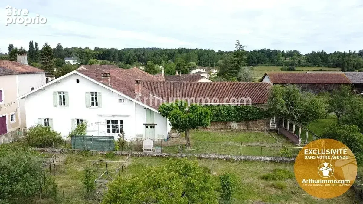 Maison  99 m², 3 ch + 2 granges attenantes - photo 2