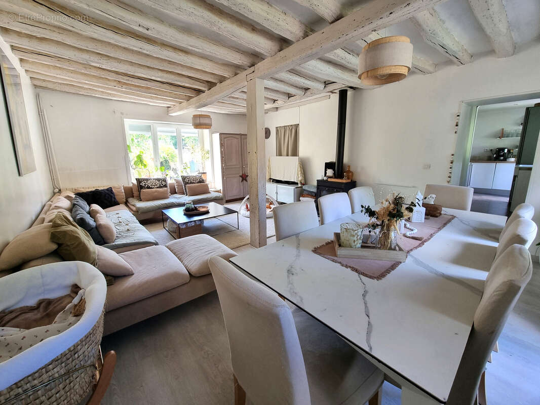 Maison à LE MEE-SUR-SEINE