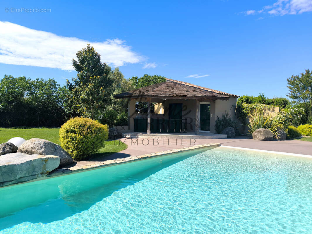 Maison à UZES
