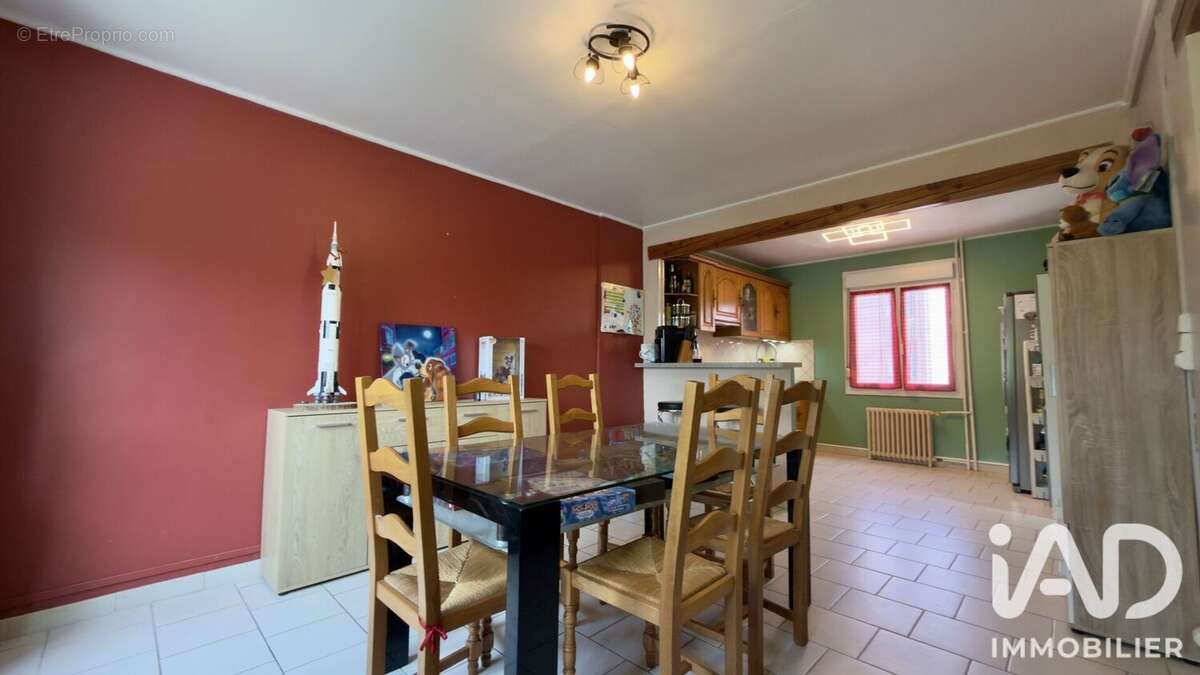 Maison 80 m² à Mairy-Mainville  - photo 3