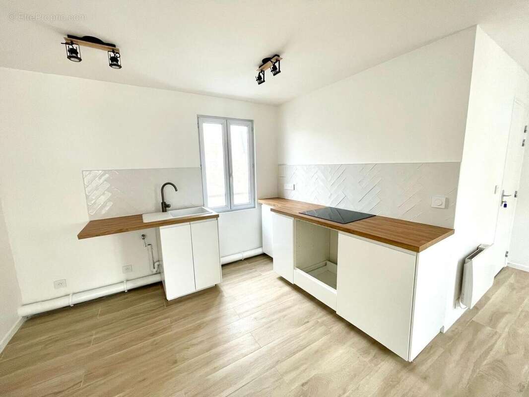 Photo 3 - Appartement à PARIS-20E