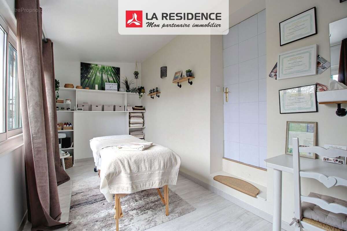 Maison 154 m² à Oissel  - photo 5