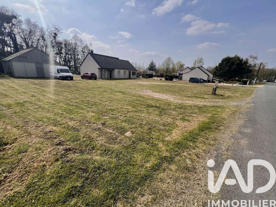 Photo 2 - Terrain à BEAUFORT-EN-VALLEE